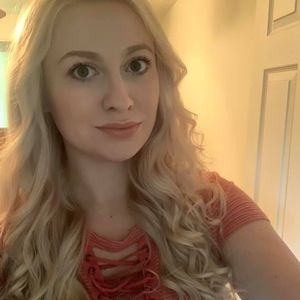 Meet your Posher, Tiffany